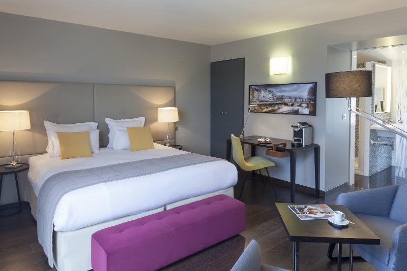 Hôtel Université Saint Germain des Prés - Hôtel Université Saint Germain des Prés 22 Rue de l'Université, 75007 Paris, France