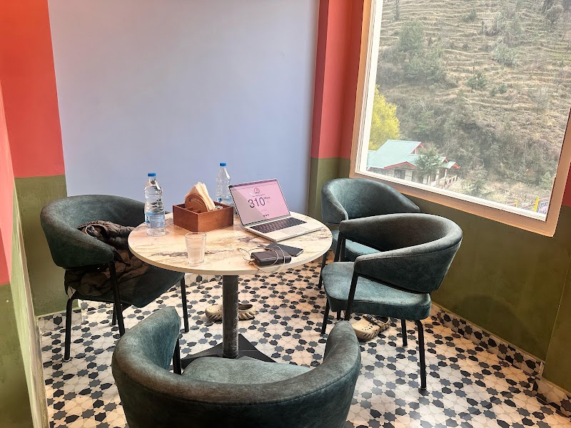 Get Along Cafe - Get Along Cafe Ani - Banjar - Aut Rd, opposite Pink Panther Cafe, Jibhi, Bini, Himachal Pradesh 175123, India