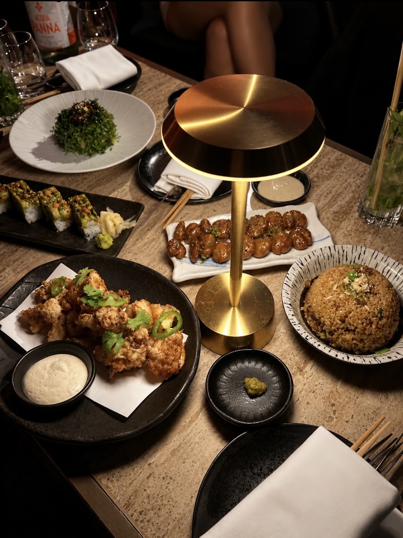 The Penthouse Dubai | Rooftop lounge & Nightclub | Five Palm Jumeirah - The Penthouse Dubai | Rooftop lounge & Nightclub | Five Palm Jumeirah, No 1 Palm Jumeirah - Dubai - نخلة جميرا - دبي - United Arab Emirates