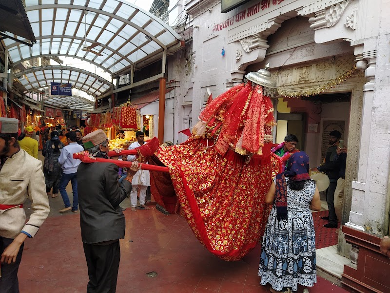 Shaktipeeth Shri Bajreshwari Devi Temple, Kangra - Shaktipeeth Shri Bajreshwari Devi Temple, Kangra 4729+QXC, Mandir Rd, Haripur, New Kangra, Kangra, Himachal Pradesh 176001, India