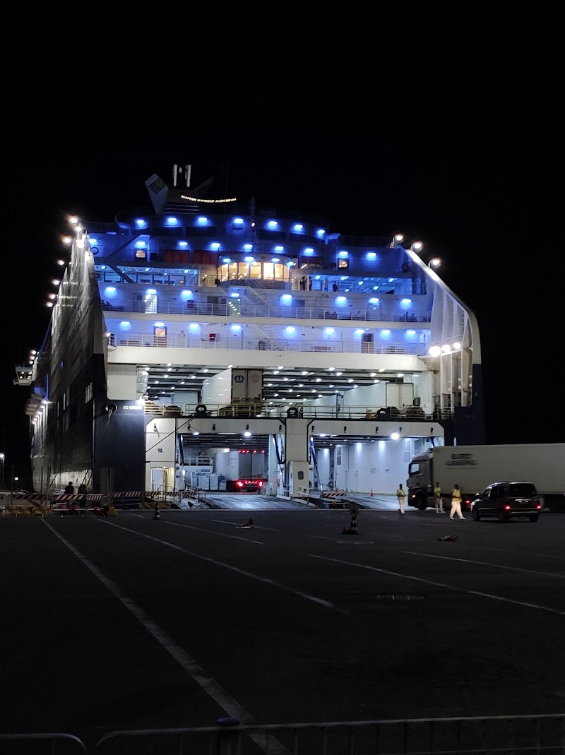 Roma Terminal Container S.p.A. - Roma Terminal Container S.p.A., Palazzina Uffici Banchina, 25, 00053 Civitavecchia RM, Italy