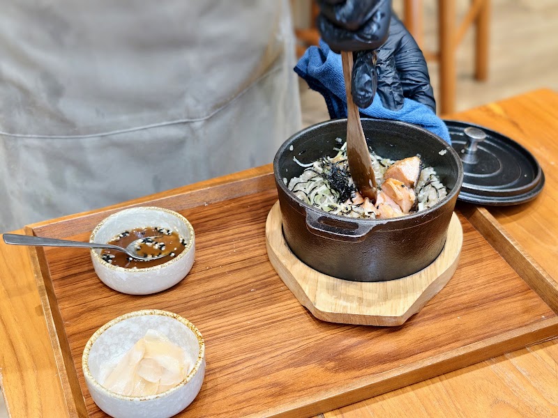 OIKOS - Brunch & Bar - OIKOS - Brunch & Bar 304/2 Vanit VIllage (Building C 1st floor, Room 102 Soi Ari 1, Khwaeng Samsen Nai, Khet Phaya Thai, Krung Thep Maha Nakhon 10400, Thailand