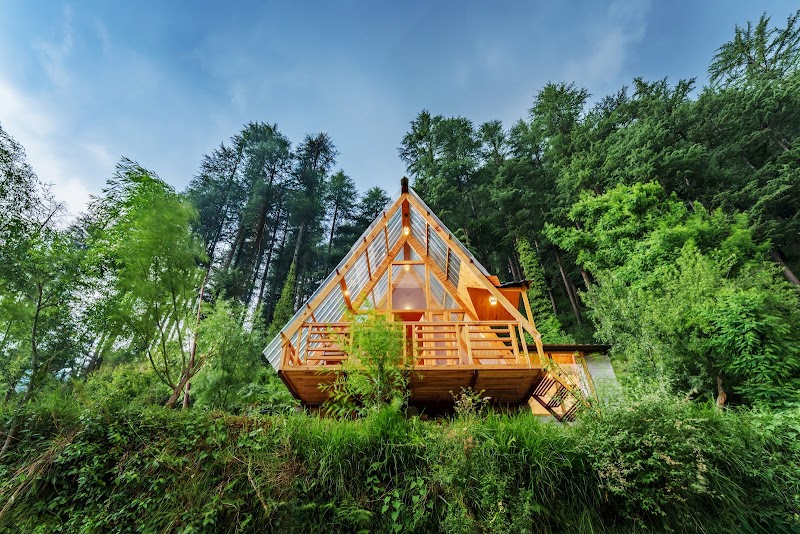 HILLSIDE A FRAME COTTAGE JIBHI