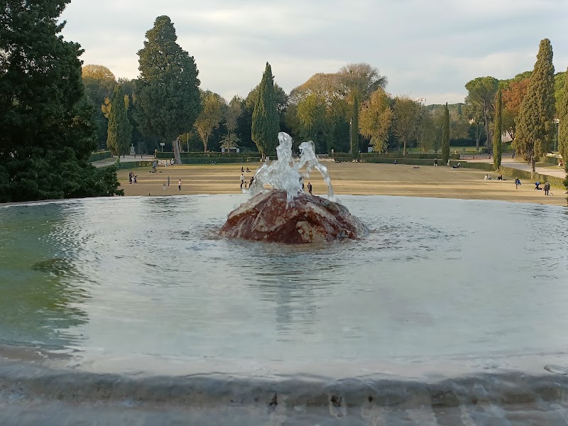 Fontana dei Pupazzi - Fontana dei Pupazzi, Viale dei Pupazzi, 00197 Roma RM, Italy