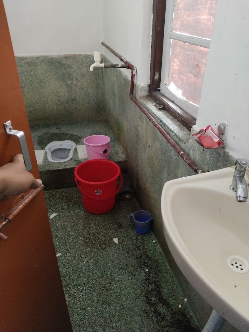 Darjeeling Guest House Deluxe - Darjeeling Guest House Deluxe 16, DB Giri Rd, Chota Kak Jhora, Darjeeling, West Bengal 734101, India