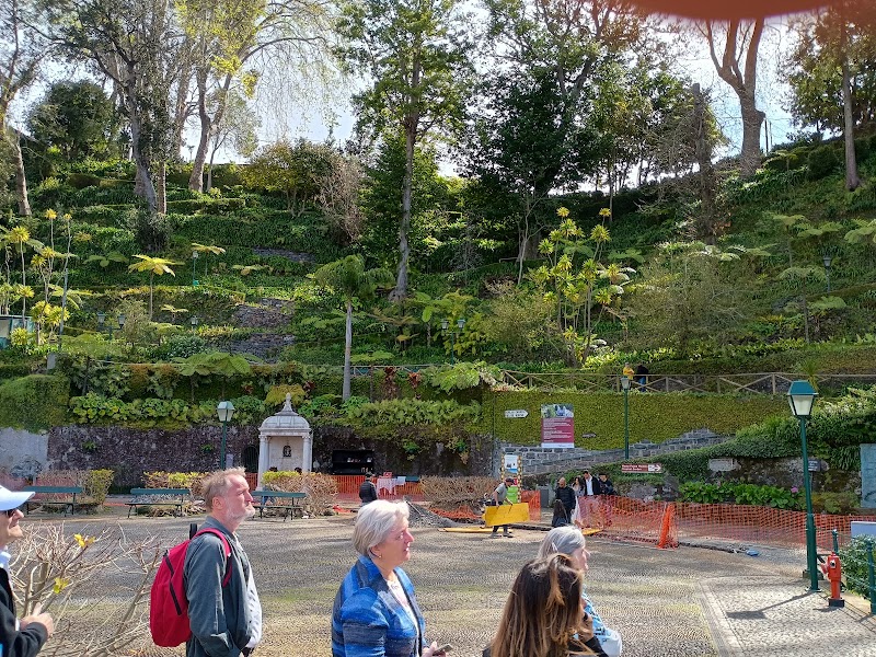 PR 3.1 Ribeira das Cales - PR 3.1 Ribeira das Cales Largo Fonte T 21 e 48, Monte, 9050-288 Funchal, Portugal