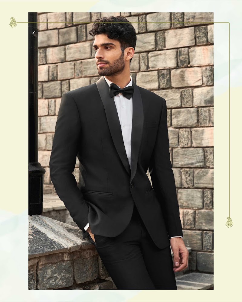 The Raymond shop - The Raymond shop Shop no 1 & 2, Pearl Belleza, DK Sandu Marg, Chembur Gaothan, Chembur, Mumbai, Maharashtra 400071, India