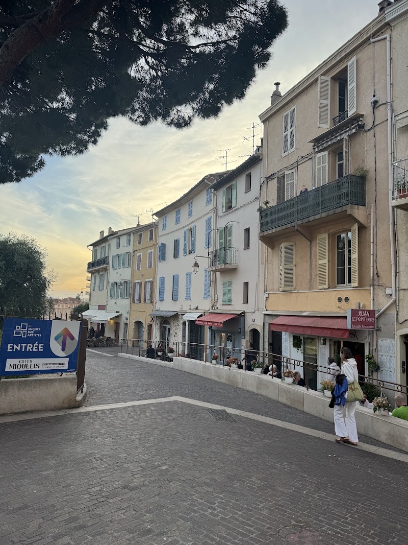 Ciró Ristorante - Ciró Ristorante Rue du Suquet, 06400 Cannes, France