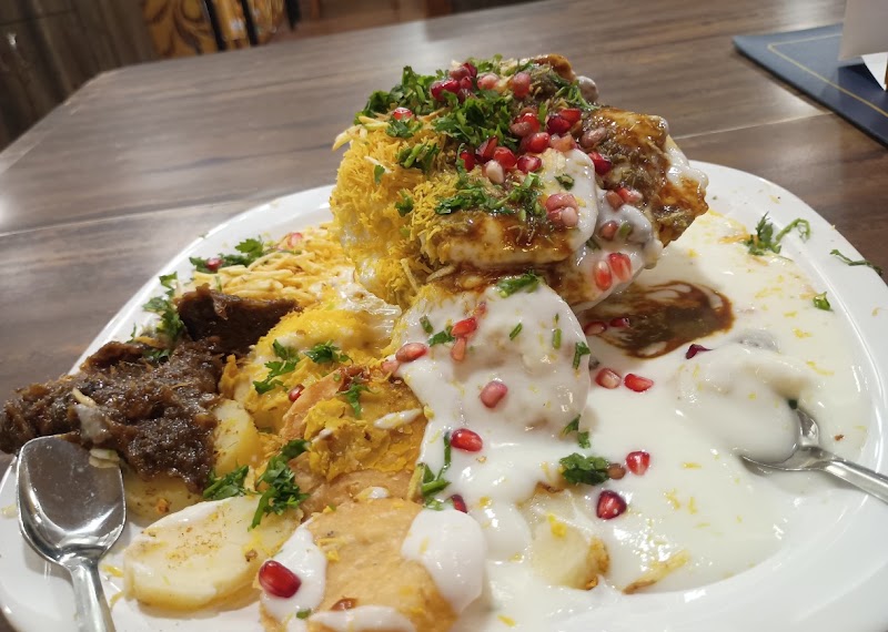 Royal Cafe(Hazratganj) - Royal Cafe(Hazratganj) 51, Mahatma Gandhi Marg, Sushanpura, Hazratganj, Lucknow, Uttar Pradesh 226001, India