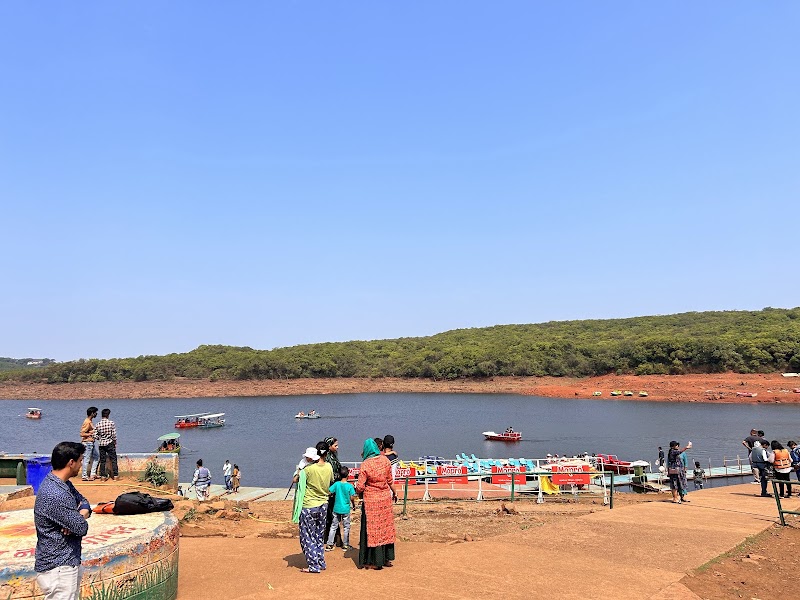 Venna Lake & Dam
