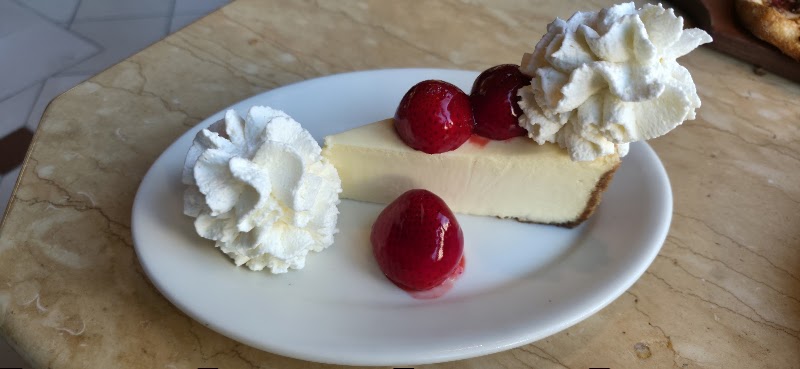 The Cheesecake Factory - The Cheesecake Factory 395 Santa Monica Pl Ste 305, Santa Monica, CA 90401, USA