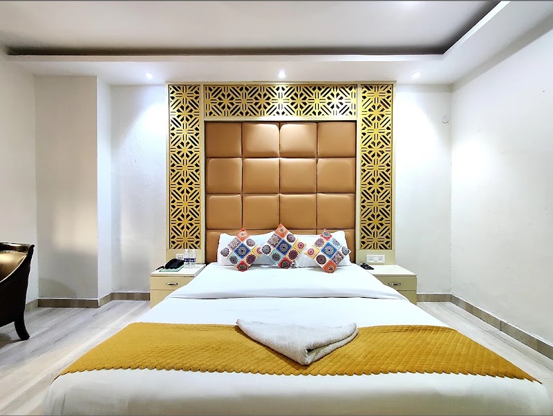 Hotel Orchid Garden - Hotel Orchid Garden Plot No. 51, 1, Desh Bandhu Gupta Rd, Block 51, P&T Quarters, Karol Bagh, Delhi, 110005, India