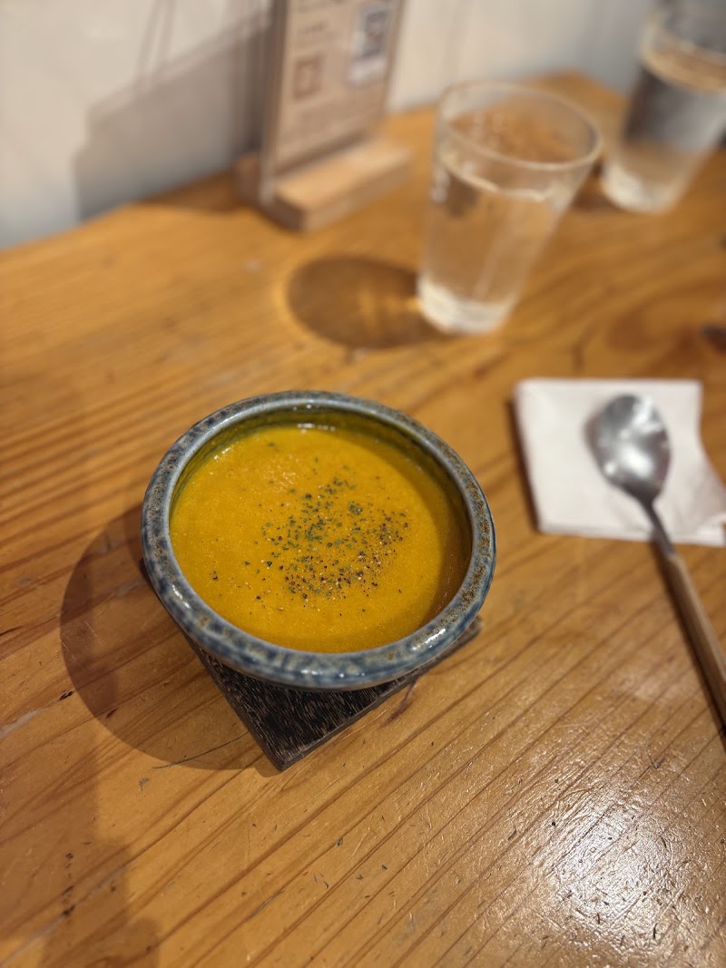 Mosu - Mosu No. 6號, Alley 7, Lane 156, Wuxing St, Jingqin Village, Xinyi District, Taipei City, Taiwan 110
