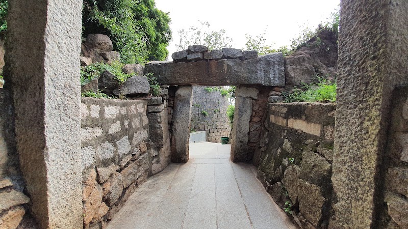 Bhoga Narasimha Footpath Starting - Bhoga Narasimha Footpath Starting, 96F6+J2G, Devarayanadurga, Karnataka 572140, India