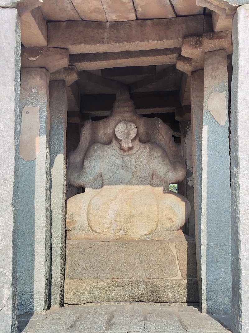 Sri Guddada Moola Virupaksha Gudi - Sri Guddada Moola Virupaksha Gudi 8FP5+2WP, Hampi, Karnataka 583239, India