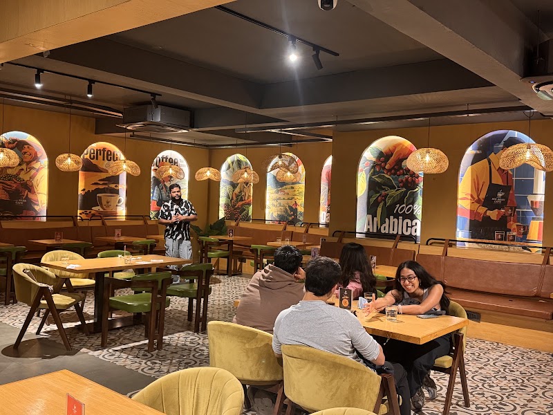 Big bean cafe - Big bean cafe 28, 80 Feet Rd, S.T. Bed, 4th Block, Koramangala, Bengaluru, Karnataka 560034, India