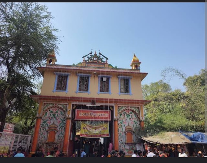 KASHI HOME STAY IN VARANASI - BEST HOME STAY IN LANKA ,VARANASI - BEST FAMILY STAY IN VARANASI. - KASHI HOME STAY IN VARANASI - BEST HOME STAY IN LANKA ,VARANASI - BEST FAMILY STAY IN VARANASI., Ganga Vihar Colony Samneghat, N1/66 P-47A, Mahesh Nagar, Nagwa Lanka, Varanasi, Uttar Pradesh 221005, India