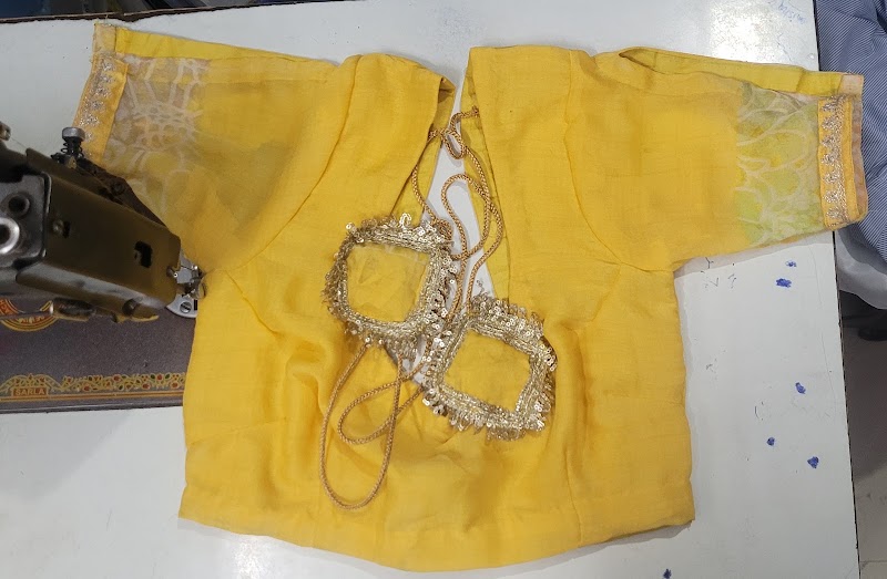 Tanisha Fashion Boutique (Tailor) - Tanisha Fashion Boutique (Tailor) With Tanisha Cyber Cafe, satguru enclave, Gali No. 10A, near Ma Sheetla Medical Store, Palam Vihar Extension, Gurugram, Haryana 122015, India