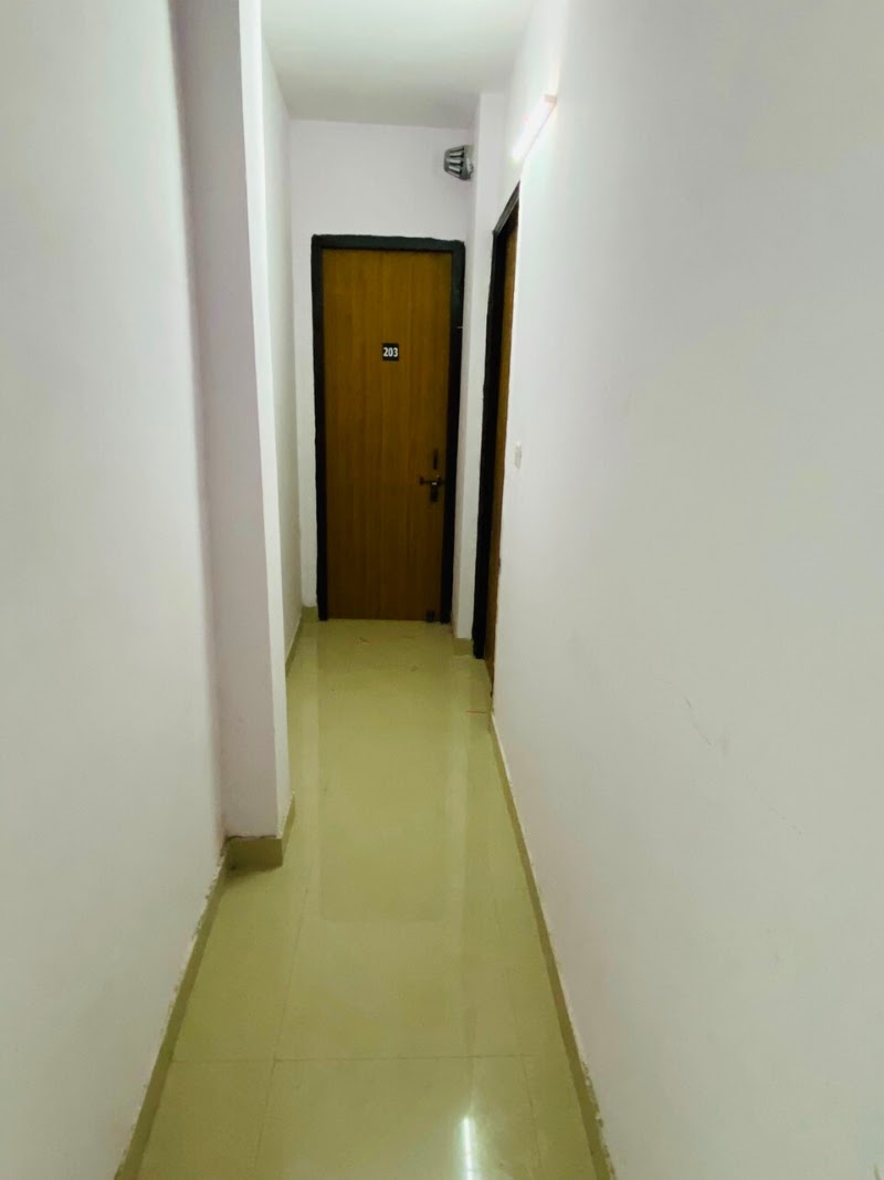 Hotel O Happy Stay Near Iskcon Temple Noida - Hotel O Happy Stay Near Iskcon Temple Noida Deepak Vihar, Shital Vihar, Khora Colony, Sector 62A, Noida, Uttar Pradesh 201020, India