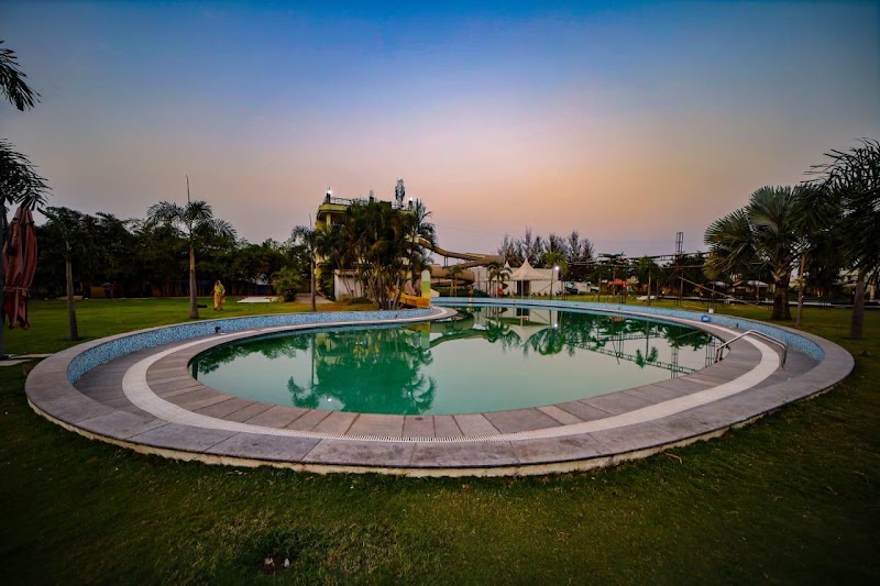 Chouhan Resort - Chouhan Resort NH 6, Durg Bypass, Pushpak Nagar, Chouhan Automobiles, near maruti Suzuki Arena, Durg Padmanabhpur, Bhilai, Smriti Nagar, Chhattisgarh 490020, India