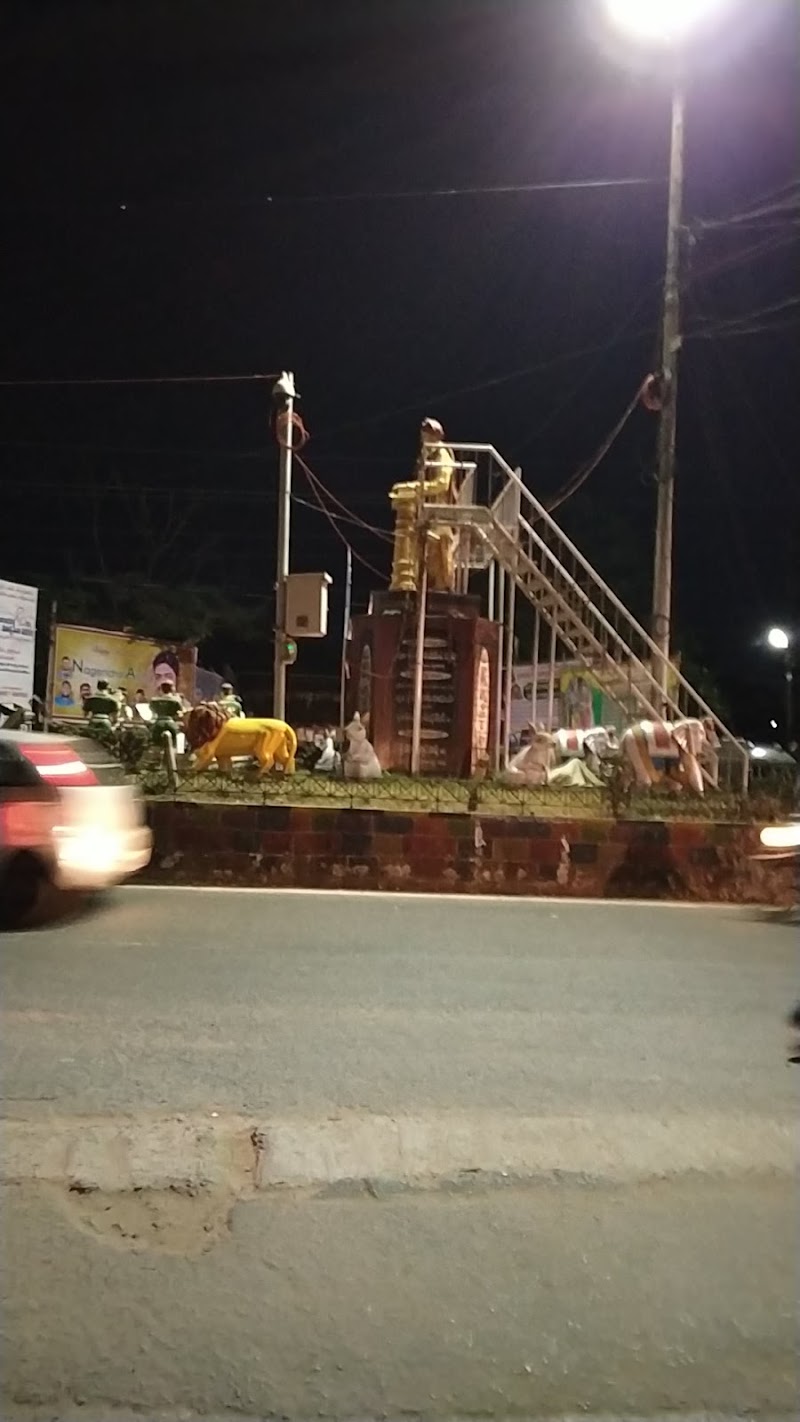Mahatma Jyoti Rao Phule Statue - Mahatma Jyoti Rao Phule Statue Venkatramapuram, Srinivasa Agraharam, Ramamurthy Nagar, Nellore, Andhra Pradesh 524002, India