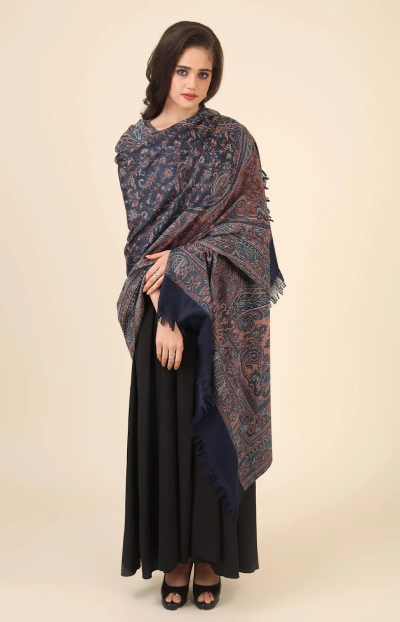Kashmir Emporium (govt regd ) - Kashmir Emporium (govt regd ) F 110 and F 53 first floor second phase , Spencer Plaza, 769, 2nd Phase, Anna Salai, Chennai, Tamil Nadu 600002, India