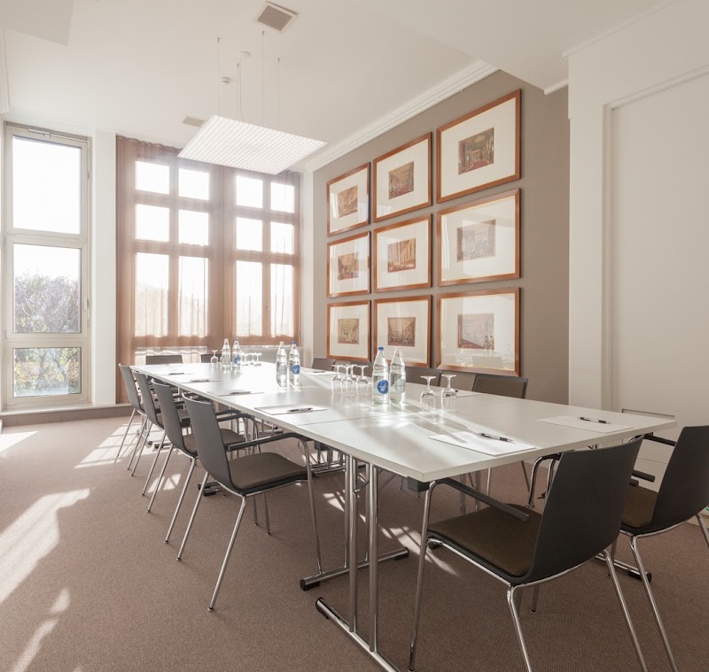 EMA House Hotel Suites - EMA House Hotel Suites Nordstrasse 1, 8006 Zürich, Switzerland