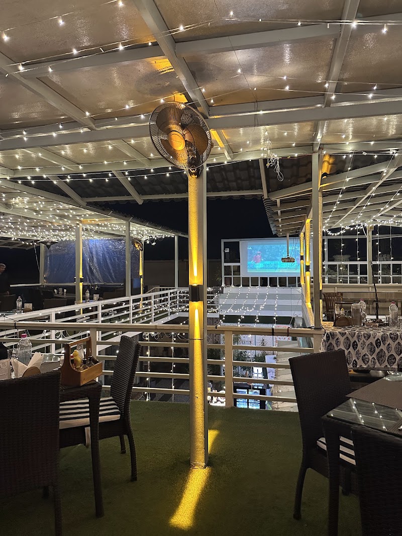 Panna Vilas Restaurant & Lounge - Panna Vilas Restaurant & Lounge 758/280, Rani Rd, Fateh Sagar Lake, Udaipur, Rajasthan 313004, India
