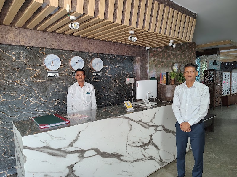 HOTEL DIAMANT INN - HOTEL DIAMANT INN opposite vidya sanskar school, abhiyant nagar, Patna, Bihar 801503, India