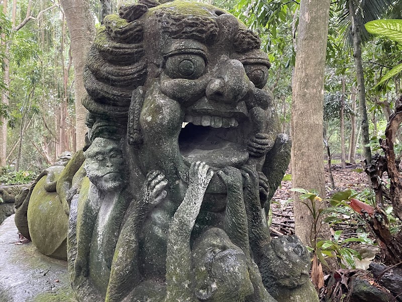 Sacred Monkey Forest Sanctuary - Sacred Monkey Forest Sanctuary Jl. Monkey Forest, Ubud, Kecamatan Ubud, Kabupaten Gianyar, Bali 80571, Indonesia