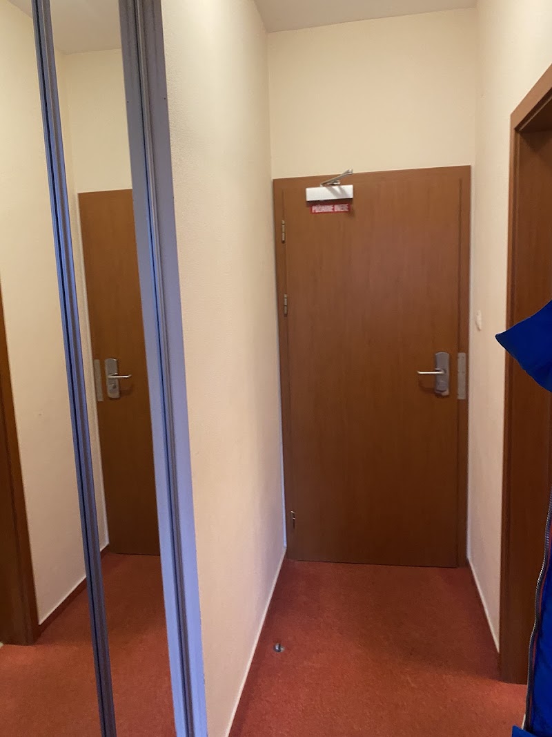 Hotel Dominika - Hotel Dominika, Vlastenecké námestie 3, 851 01 Bratislava-Petržalka, Slovakia