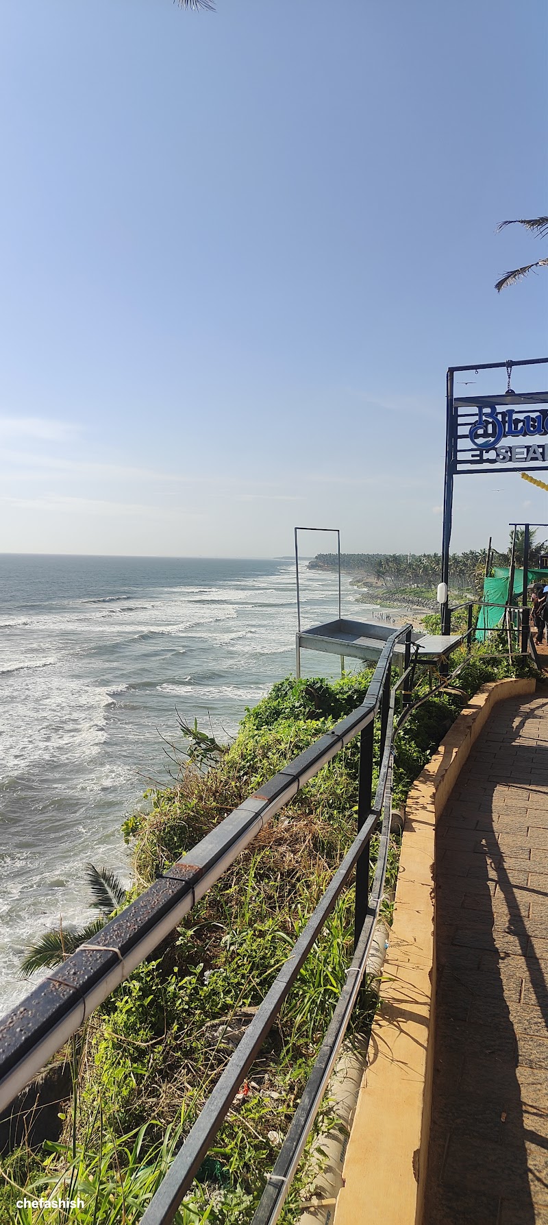 Aum Cafe I Mostly Vegan I Varkala Cliff - Aum Cafe I Mostly Vegan I Varkala Cliff Aum Cafe, Black Beach Road, N Cliff Rd, near S Cliff Resort, Varkala, Kerala 695141, India