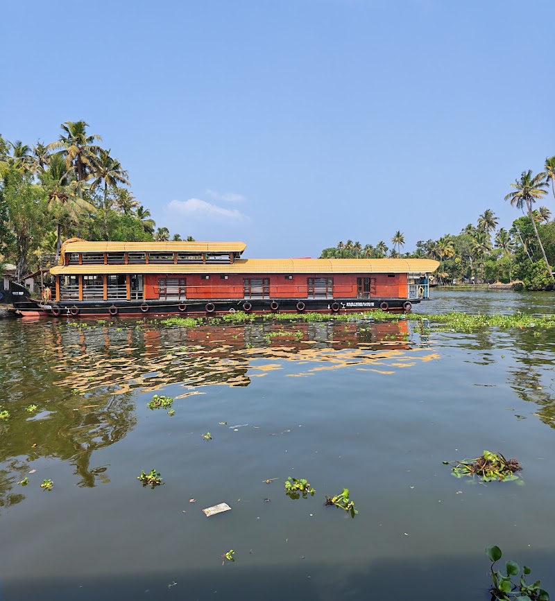 Alleppey Boathouse - Alleppey Boathouse Mud Road Connecting West, Punnamada, Tottathode with, East Tottathode, Starting Point, Alappuzha, Mullakkal, Kerala 688013, India
