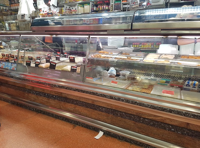Mercat de l'Estrella - Mercat de l'Estrella Carrer de Pi i Margall, 73, 75, Gràcia, 08024 Barcelona, Spain