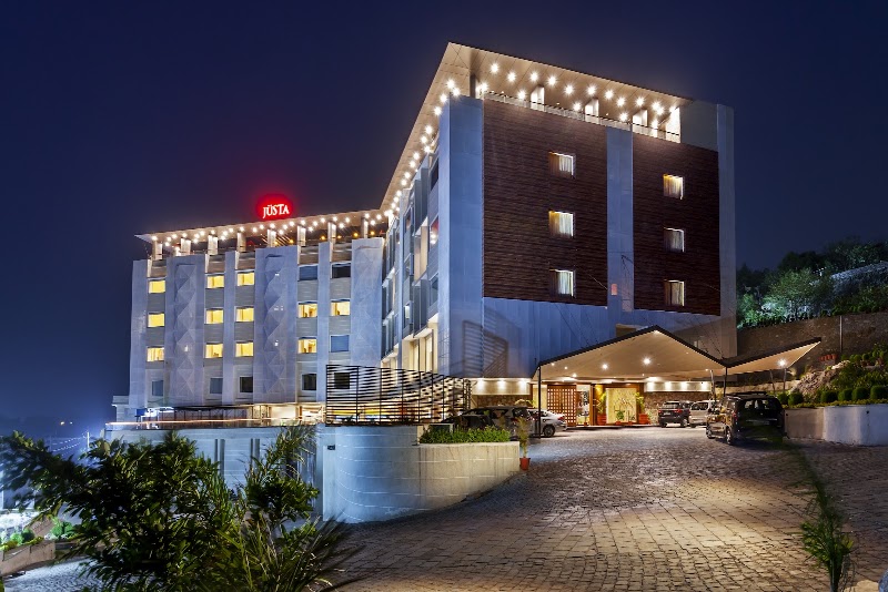 jüSTa Sajjangarh Resort & Spa, Udaipur