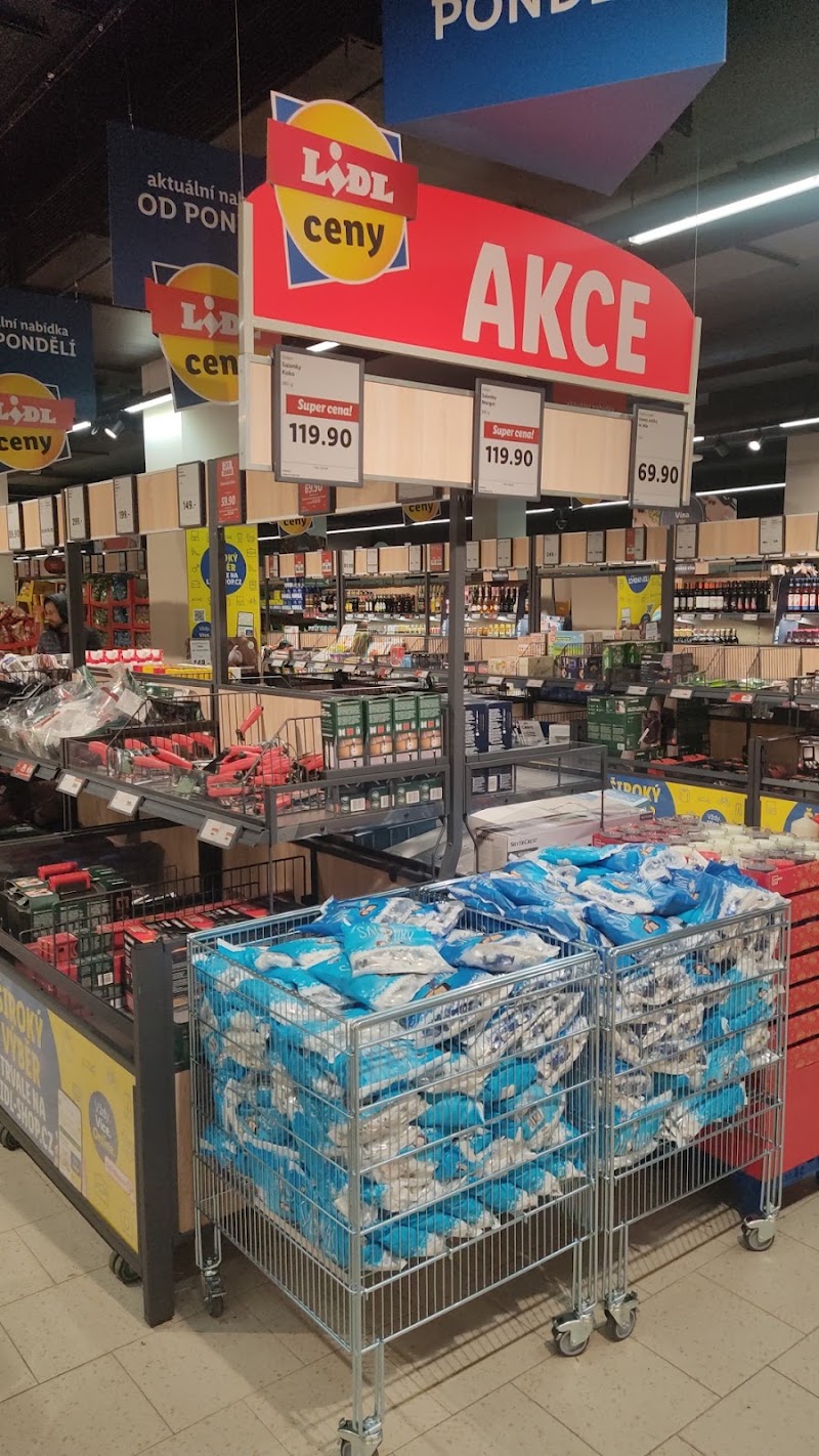 Lidl - Lidl Ankarská 2513/24, 162 00 Praha-Praha 6, Czechia