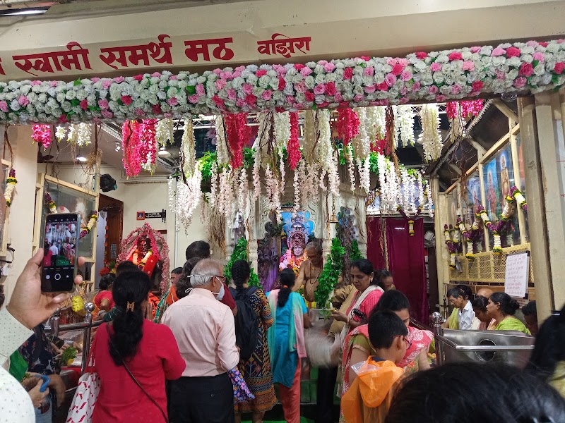 Swayambhu Shree Ganesh Temple - Swayambhu Shree Ganesh Temple Koliwada, Vazira, Borivali, Mumbai, Maharashtra 400091, India