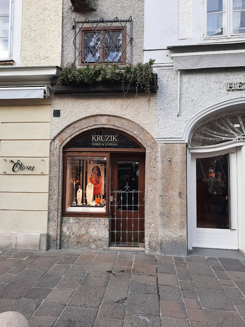 HERMĒS Salzburg - HERMĒS Salzburg Alter Markt 11, 5020 Salzburg, Austria
