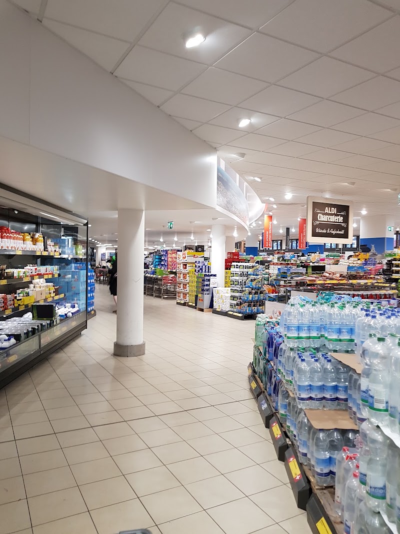 ALDI SUISSE - ALDI SUISSE, Zollstrasse 58, 8005 Zürich, Switzerland