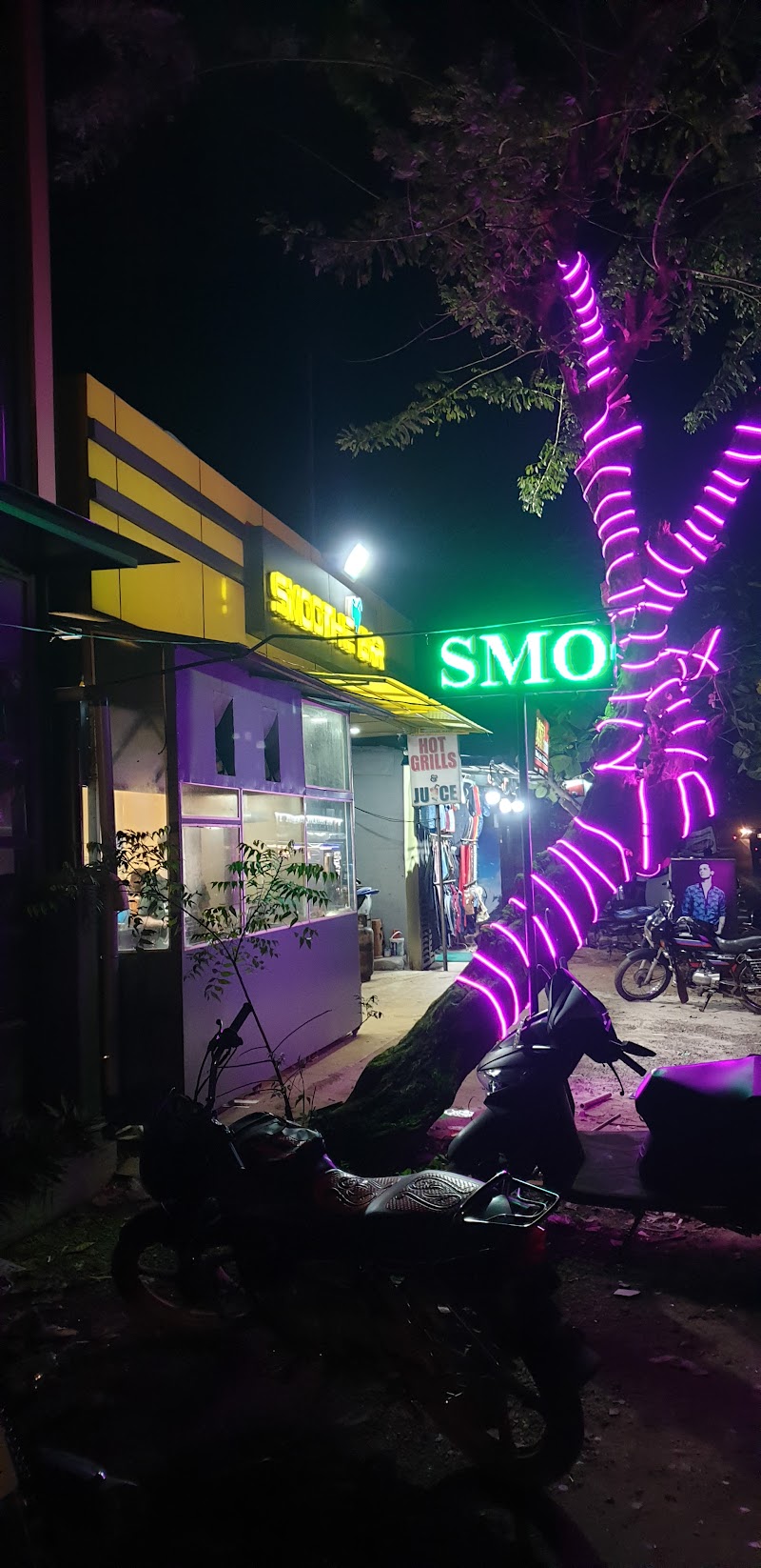 Smoothie Bar - Smoothie Bar, WJJV+63Q, Adoor - Kollam Rd, Karicode, Chandanathope, Kottamkara, Keralam 691014, India