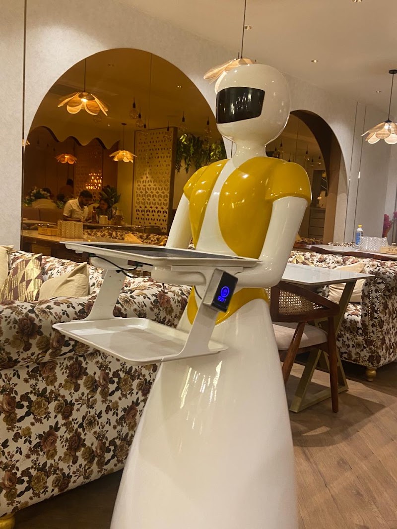 The Yellow House Robot Restaurant - The Yellow House Robot Restaurant next to Raj Mandir Cinema, Panch Batti, C Scheme, Ashok Nagar, Jaipur, Rajasthan 302001, India