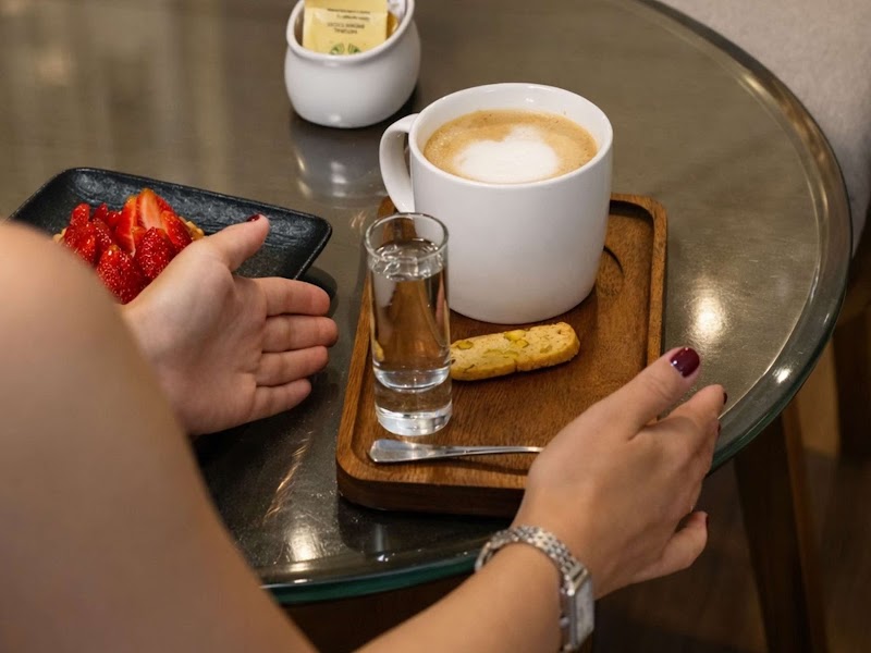 Aroma Café - Aroma Café 222 Al Maqta' St - Rabdan - RB10 - Abu Dhabi - United Arab Emirates