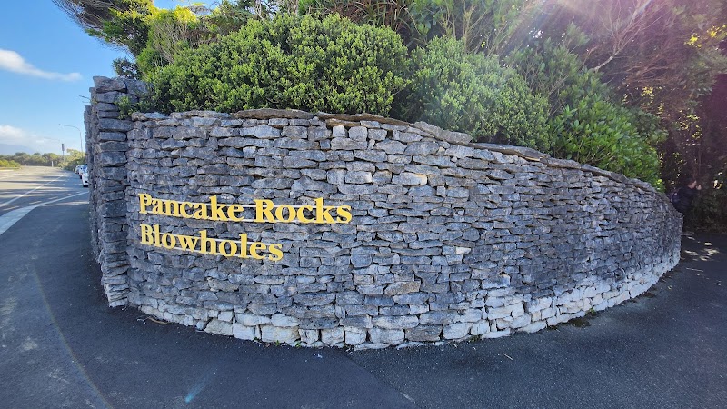 Pancake Rocks and Blowholes Track - Pancake Rocks and Blowholes Track, 4294 State Highway 6, Punakaiki 7873, New Zealand