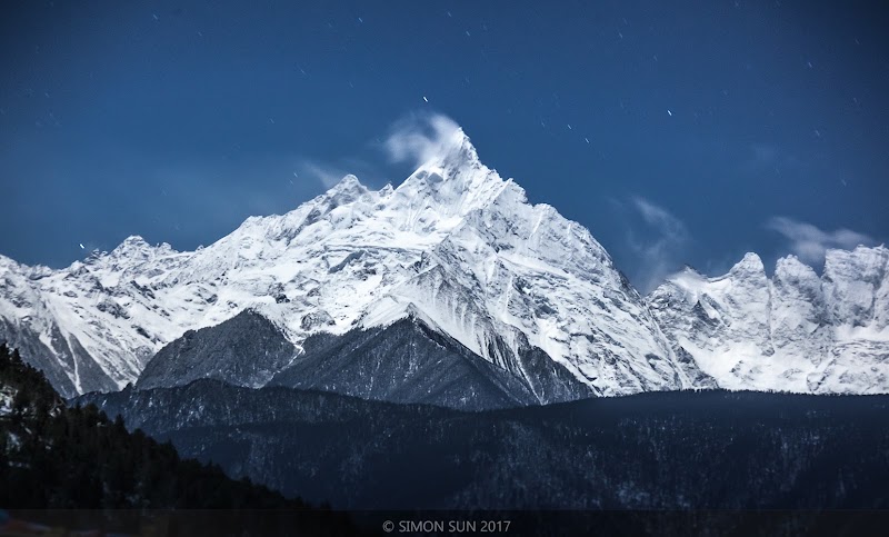 Meili Snow Mountain Lookout - Meili Snow Mountain Lookout, CWW6+GGH, Deqen, Diqing Tibetan Autonomous Prefecture, Yunnan, China, 674599