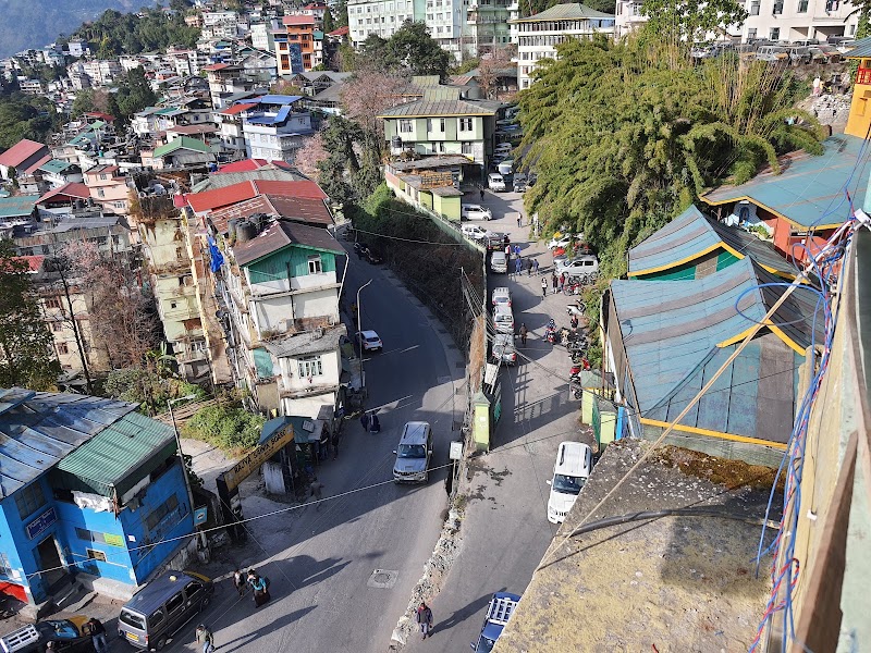 Ranka Taxi Stand - Ranka Taxi Stand 8JM7+6Q4, Palzor Stadium Rd, Arithang, Gangtok, Sikkim 737101, India