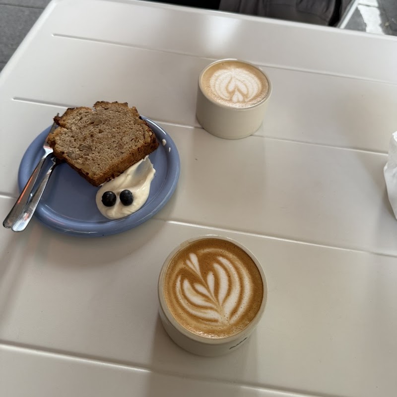 CAFE LUZ - CAFE LUZ Brüsseler Str. 66, 50674 Köln, Germany