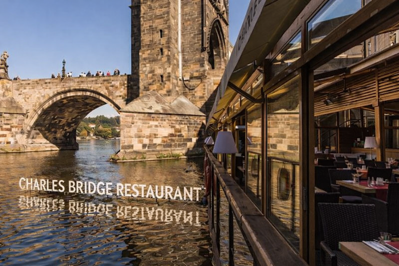 Charles Bridge Restaurant - Charles Bridge Restaurant Smetanovo nábř. 195, Staré Město, 110 00 Praha-Praha 1, Czechia