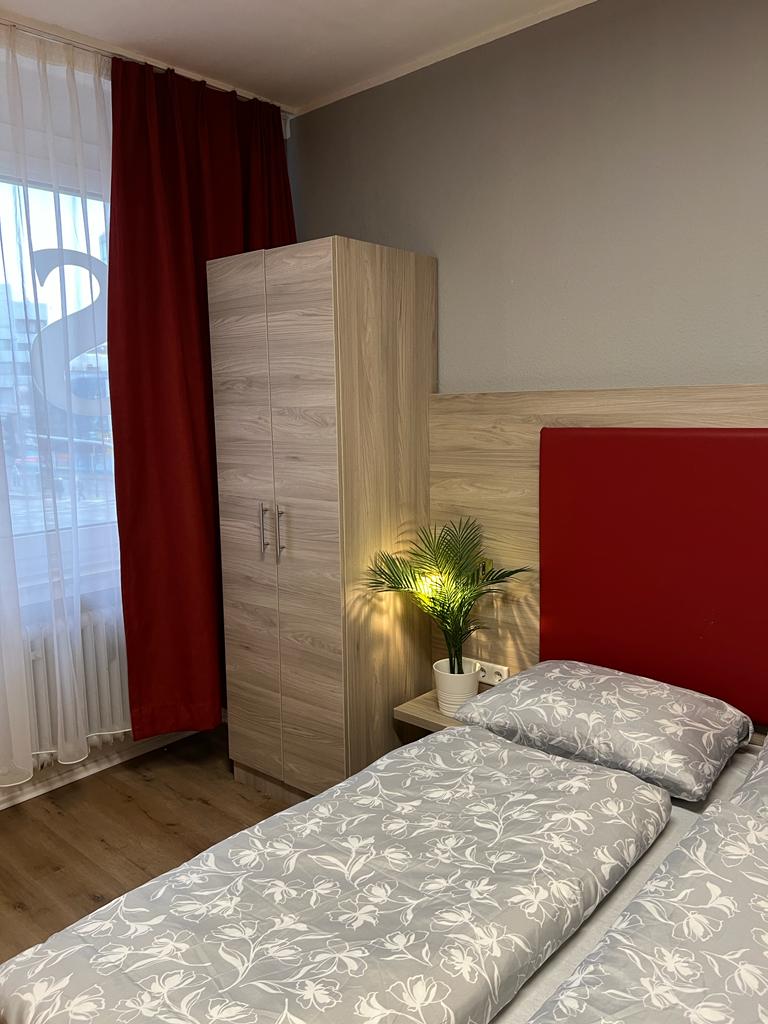 Black Sheep Hostel - Black Sheep Hostel Barbarossapl. 1, 50674 Köln, Germany