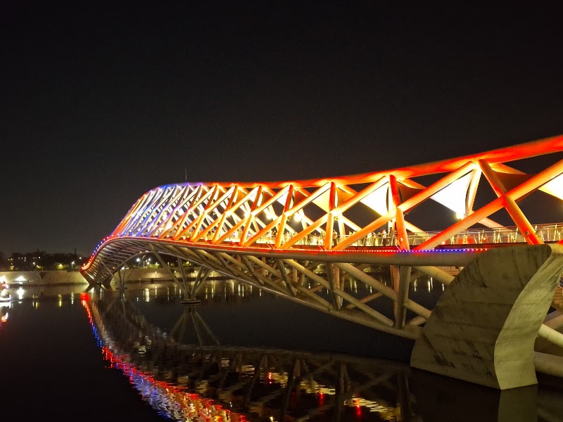 Atal Bridge - Atal Bridge Sabarmati Riverfront Walkway W, Narayan Nagar Society, Kocharab, Paldi, Ahmedabad, Gujarat 380006, India