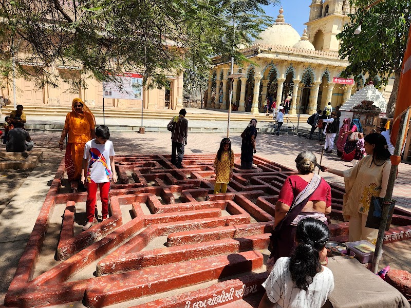 Sudama Temple, Porbandar - Sudama Temple, Porbandar, Sudama Chowk, Sudama Puri, Bhatia Bazar Old, Porbandar, Gujarat 360575, India